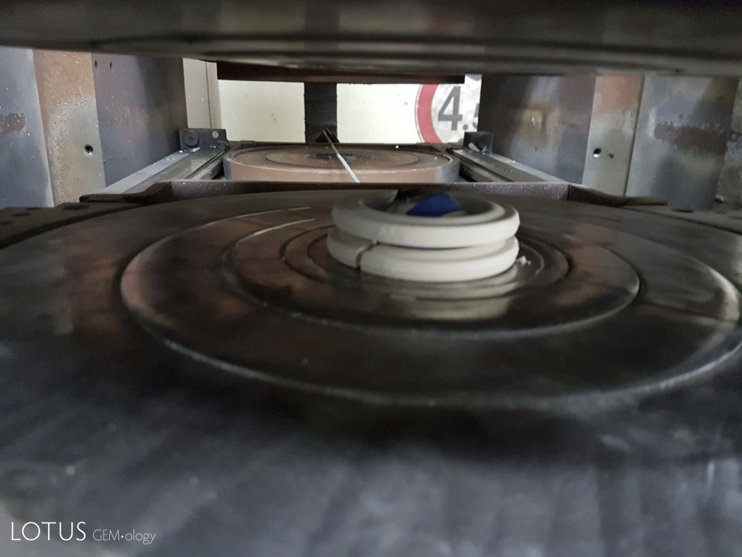 The sealed crucible is then placed into the oven/press.