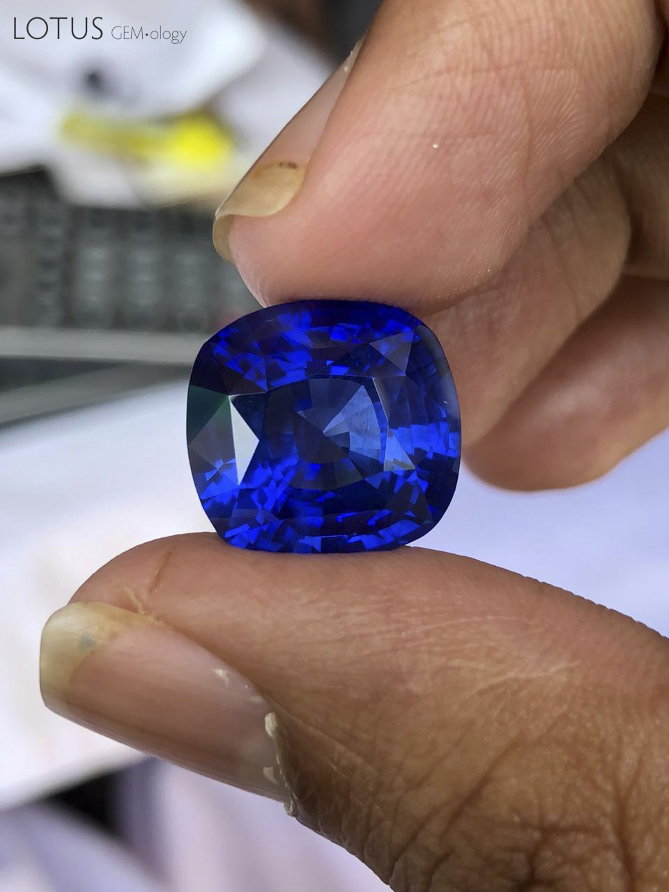 Right: The same sapphire after final polishing. Obviously, a paper clip could scratch the graphite crust, but it would have no impact on the sapphire after polishing.